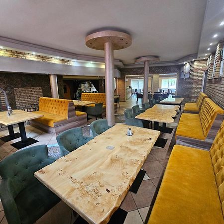 Prenociste Rooms Simke Szabadka Kültér fotó