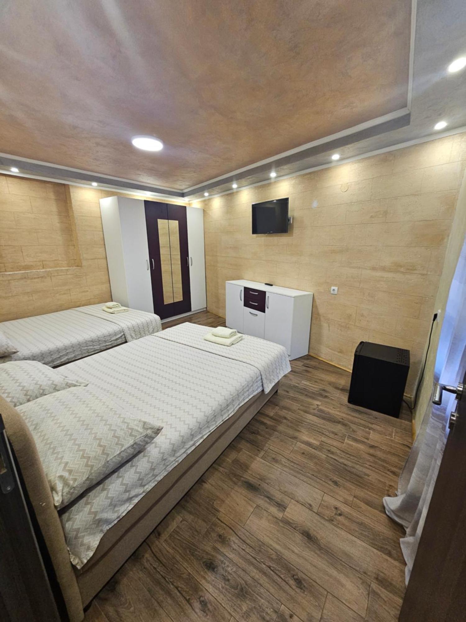 Prenociste Rooms Simke Szabadka Kültér fotó