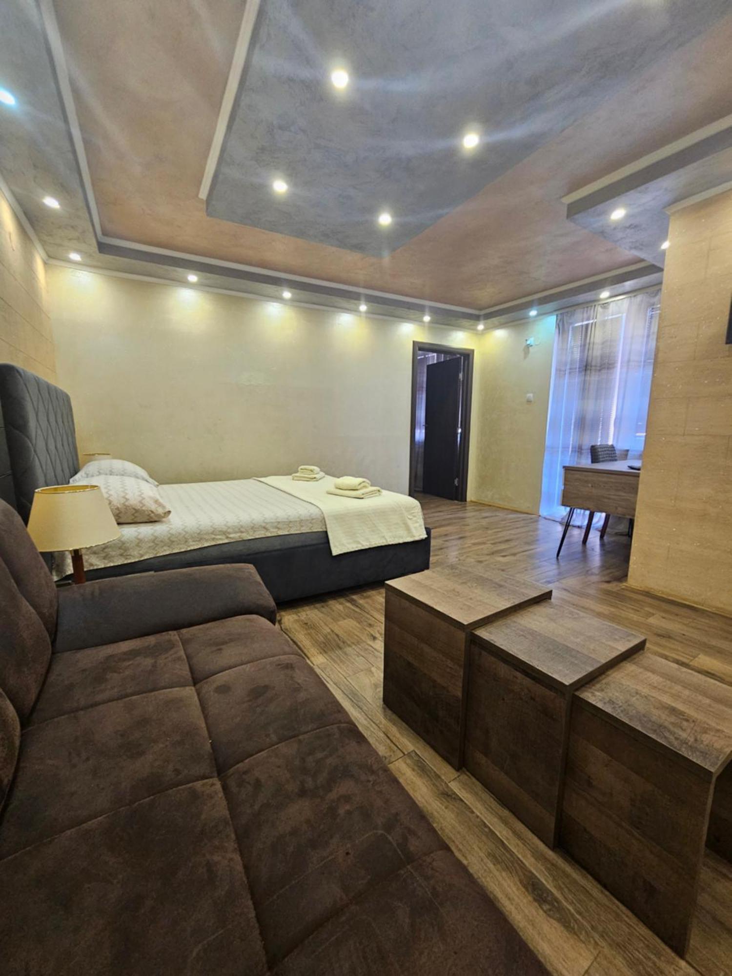 Prenociste Rooms Simke Szabadka Kültér fotó