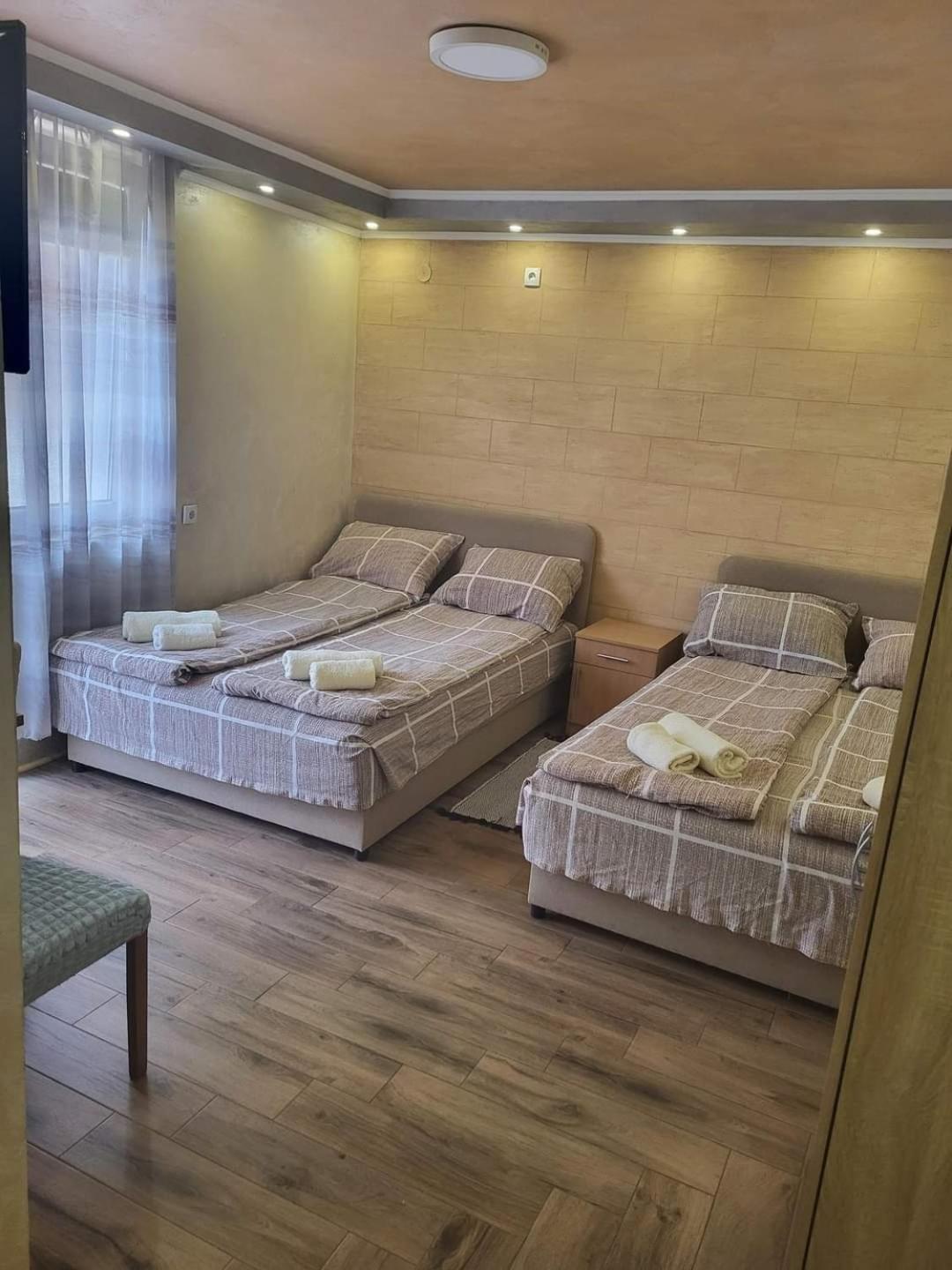 Prenociste Rooms Simke Szabadka Kültér fotó