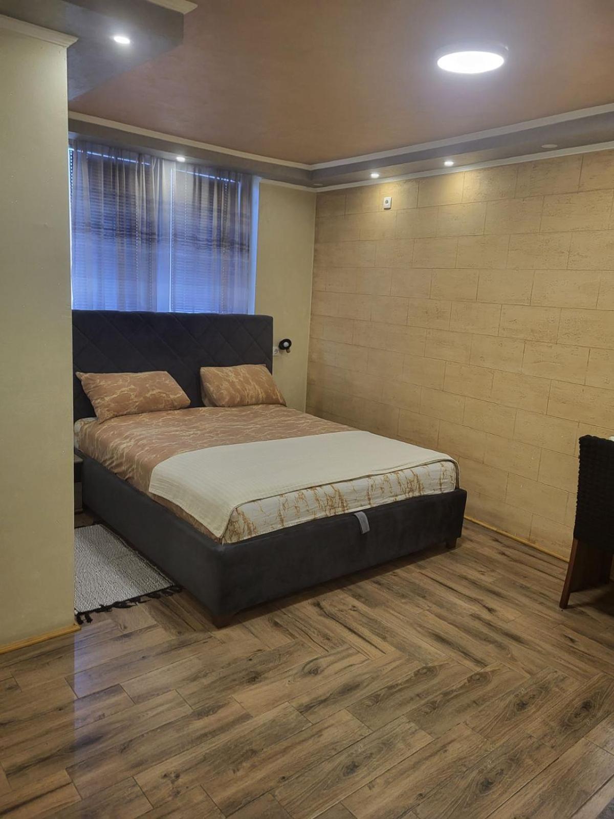 Prenociste Rooms Simke Szabadka Kültér fotó
